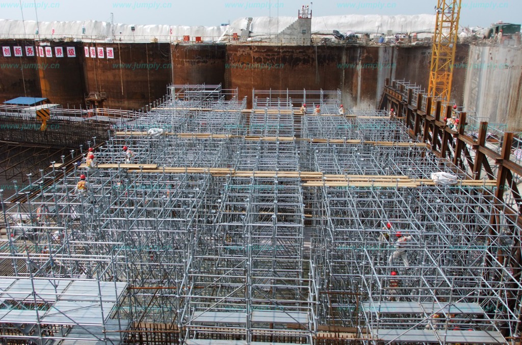 隨時隨地，效率—盤扣腳手架